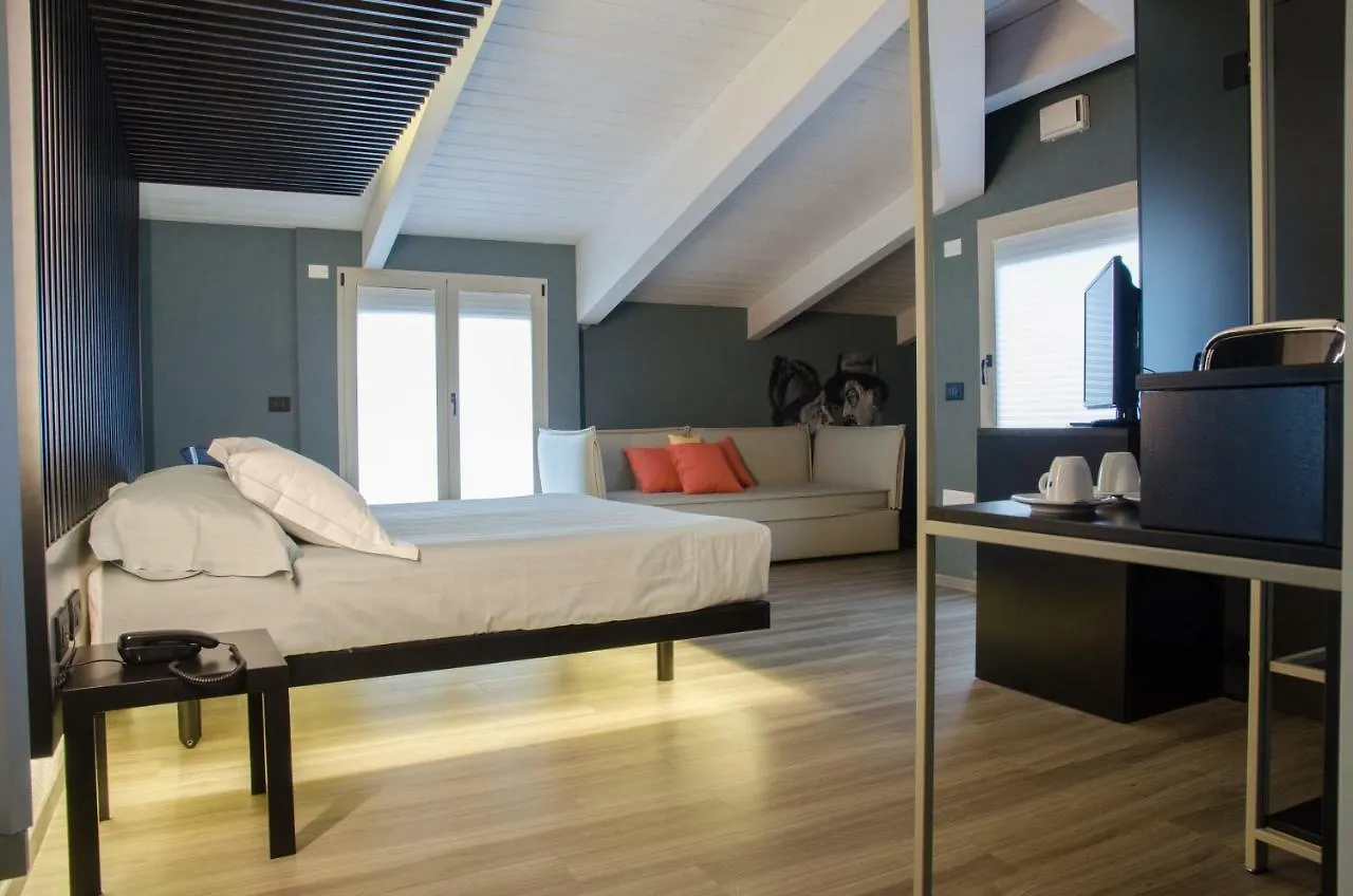 Hotel San Giorgio Riccione 4*,  Italia